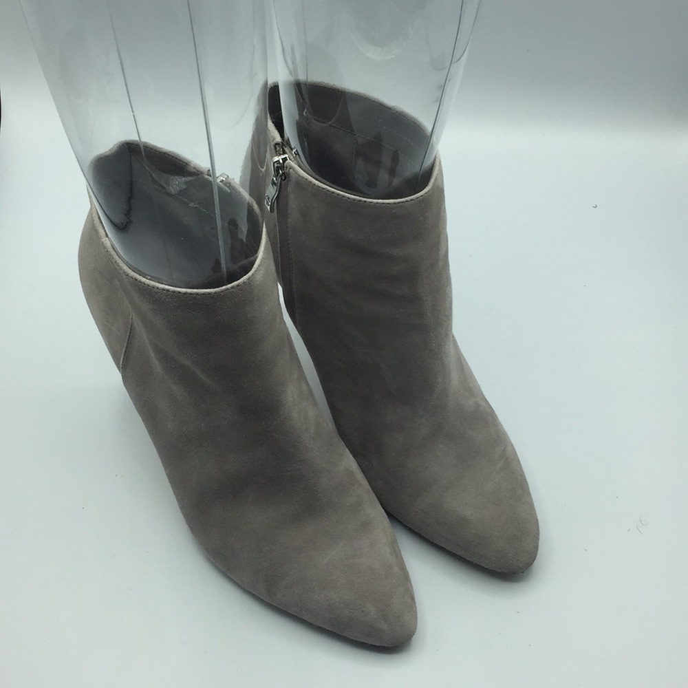 Antonio Melani  Gray Booties Sz 9.5